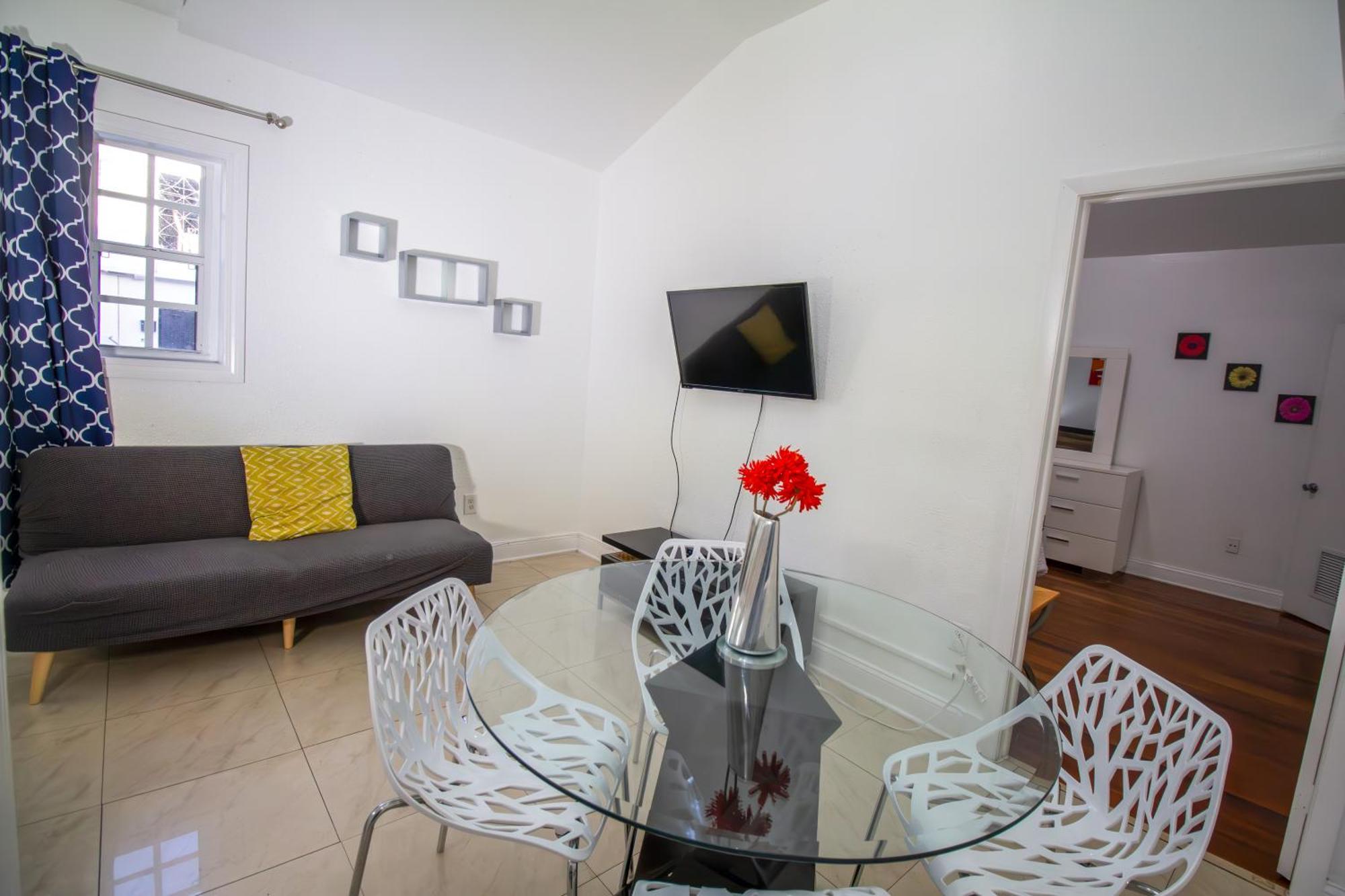 Hispaniola Apartments Part Of The Oasis Casita Collection Miami Beach Exterior photo