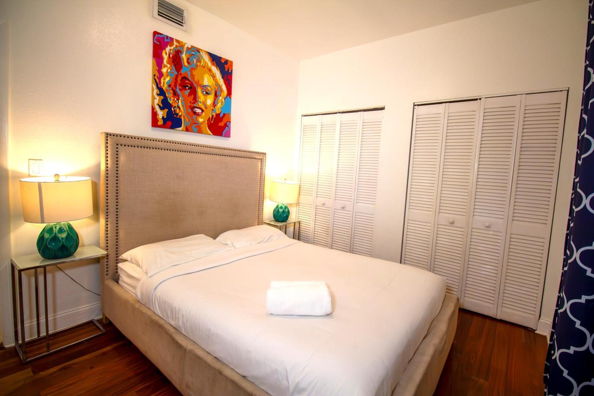 Hispaniola Apartments Part Of The Oasis Casita Collection Miami Beach Exterior photo